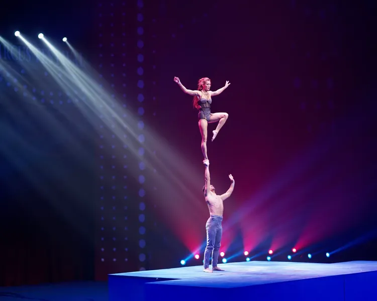 9game-包含重要助攻首场状态出色，塞尔维亚队观众沸腾！，莎拉波娃重返赛场上演精彩一战的词条